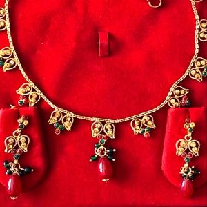 Gold necklace